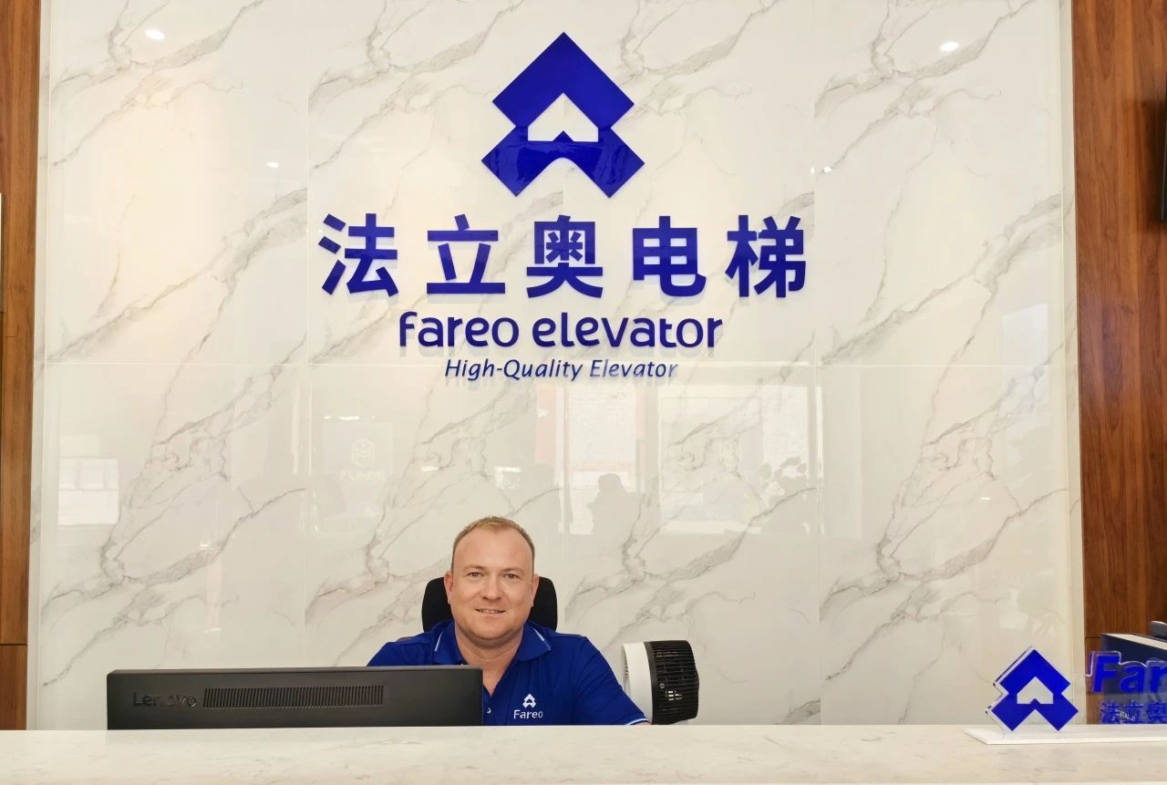 天下品质中国制造，，，，，外洋主干团队到asiagame电梯考察交流