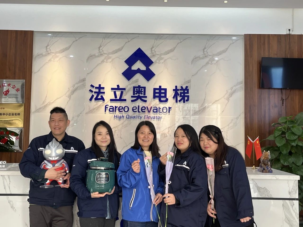asiagame电梯三八福利